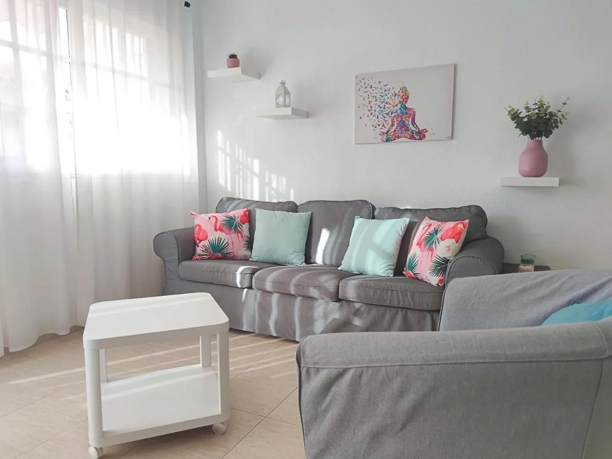 Apartment The Heights - Los Cristianos - Heated Pool - Wifi Free
