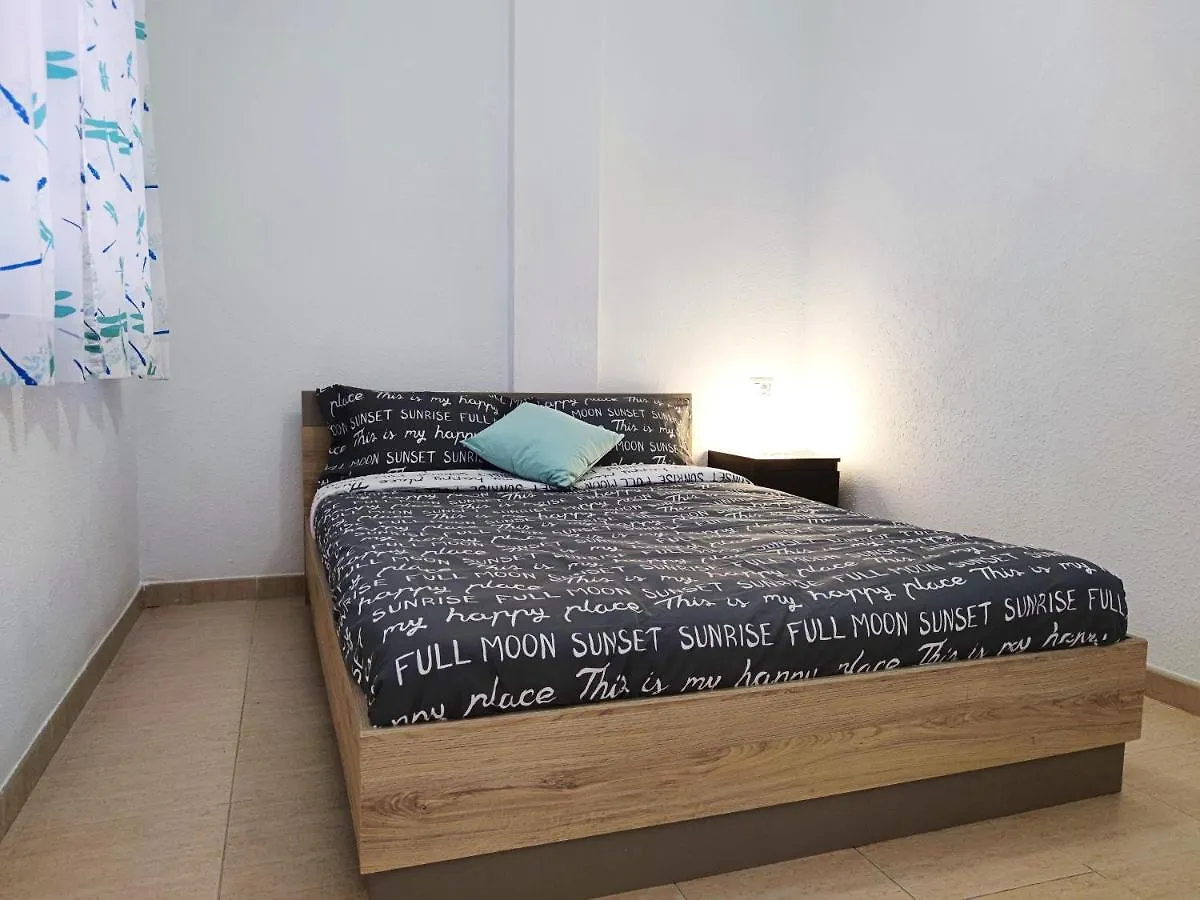 The Heights - Los Cristianos - Heated Pool - Wifi Free 아파트