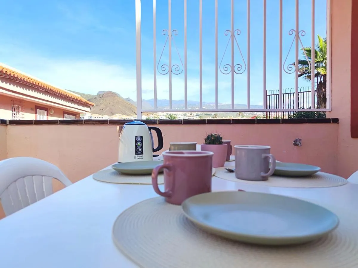 아파트 The Heights - Los Cristianos - Heated Pool - Wifi Free 스페인