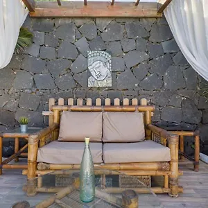 https://villa-isla-bonita.in-canary-islands.com